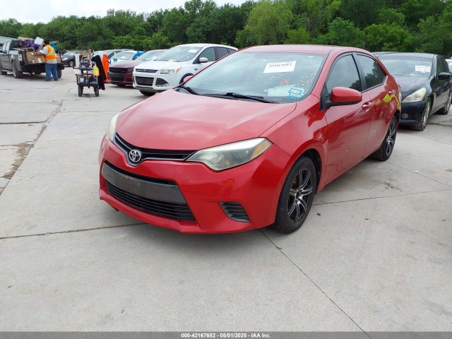 Toyota COROLLA LE 2015 5YFBURHE7FP363640 Image 2