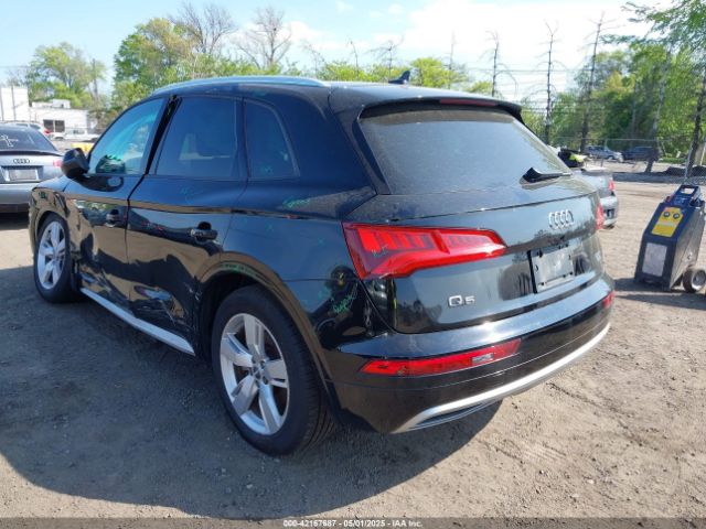 WA1ANAFY4J2003668 Audi Q5 2.0t Premium/2.0t Tech Premium