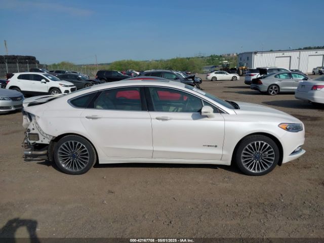 3FA6P0RU7HR148191 Ford Fusion Hybrid Titanium