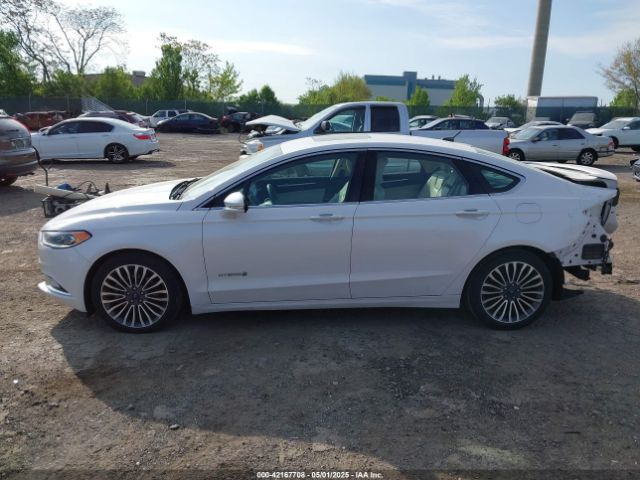 3FA6P0RU7HR148191 Ford Fusion Hybrid Titanium