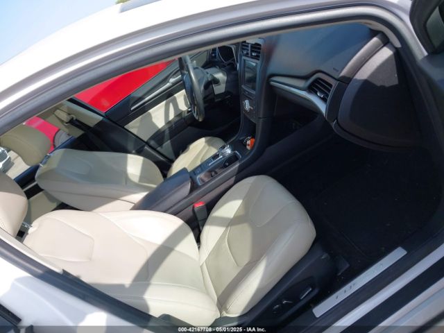 3FA6P0RU7HR148191 Ford Fusion Hybrid Titanium