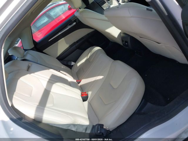 3FA6P0RU7HR148191 Ford Fusion Hybrid Titanium