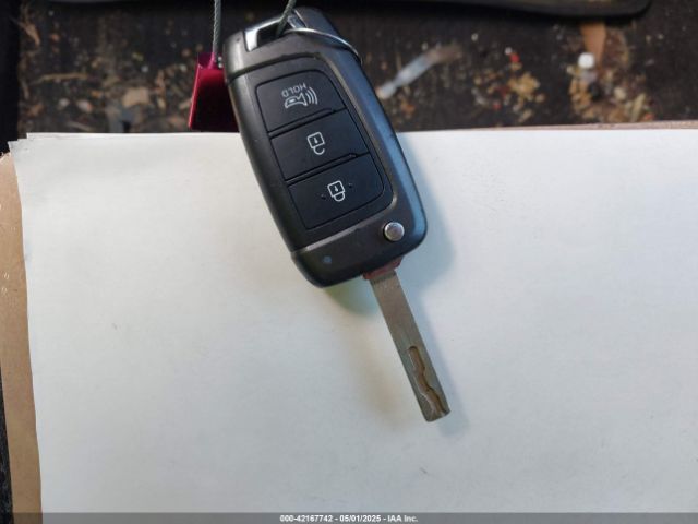 5NMS23AD0LH221947 Hyundai Santa Fe Se