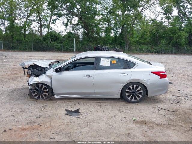 1N4AL3AP3HC248218 Nissan Altima