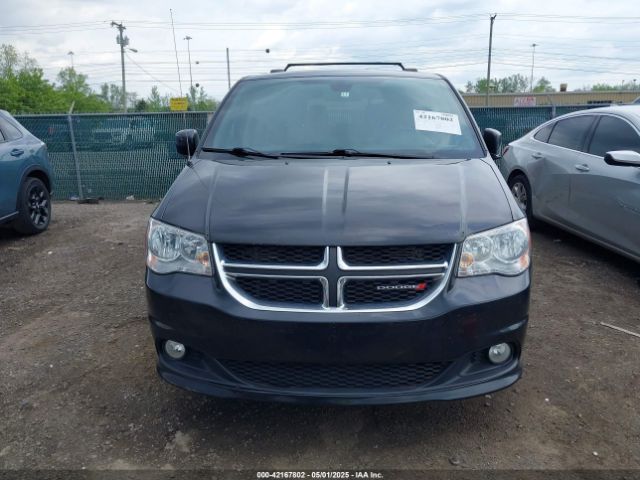 2C4RDGCG2KR564111 Dodge Grand Caravan Sxt