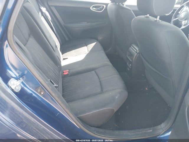 3N1AB7AP7JL640278 Nissan SENTRA SV
