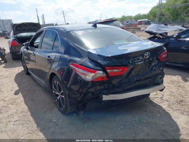 4T1B11HK6KU695657 Toyota CAMRY SE