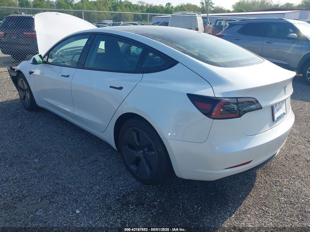 2023 TESLA MODEL 3 5YJ3E1EA1PF621698 Photo 2