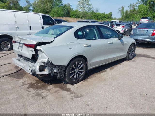 2021 VOLVO S60 7JR102TZ9MG109307 Photo 3