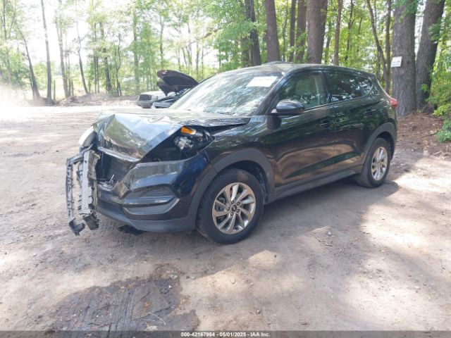 KM8J23A43HU310175 Hyundai TUCSON SE