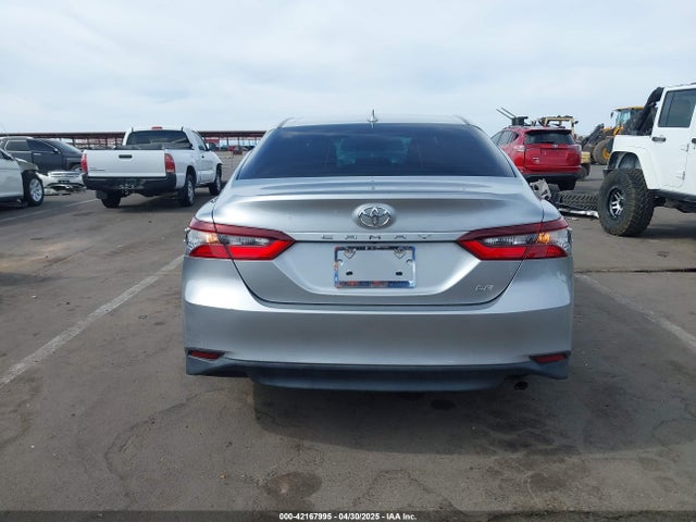 4T1C11AK8NU649637 Toyota CAMRY LE
