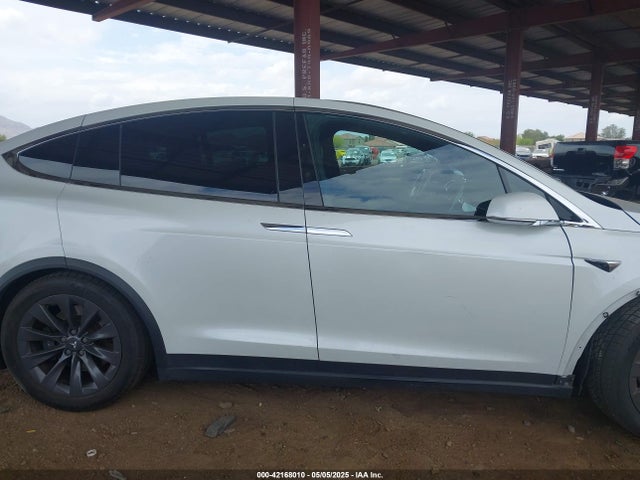 5YJXCBE23HF060671 Tesla Model X 100d/75d/90d
