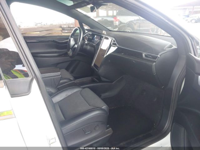 2017 TESLA MODEL X 5YJXCBE23HF060671 Photo 4