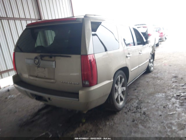 2008 CADILLAC ESCALADE 1GYEC63828R141560 Photo 3