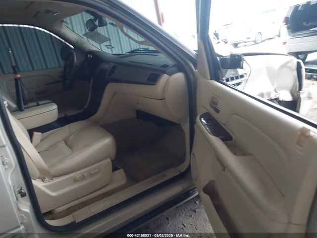 2008 CADILLAC ESCALADE 1GYEC63828R141560 Photo 4