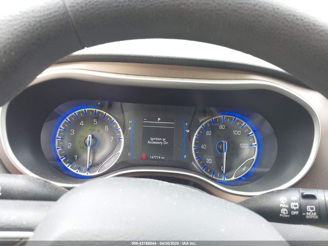 2C4RC1AG0JR113101 Chrysler PACIFICA L