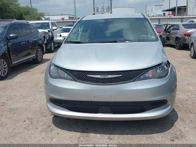 Chrysler Voyager Lx 2023 2C4RC1CGXPR535673 Image 12