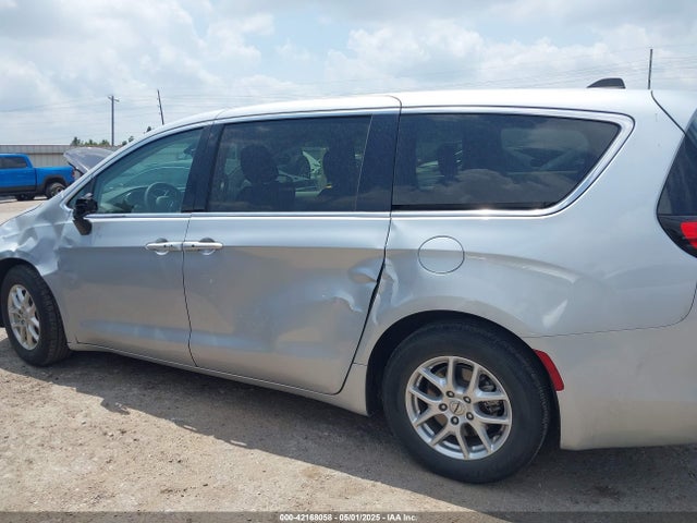 Chrysler Voyager Lx 2023 2C4RC1CGXPR535673 Image 14