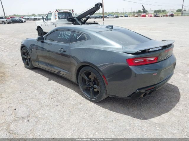 2017 CHEVROLET CAMARO 1G1FH1R70H0132169 Photo 2