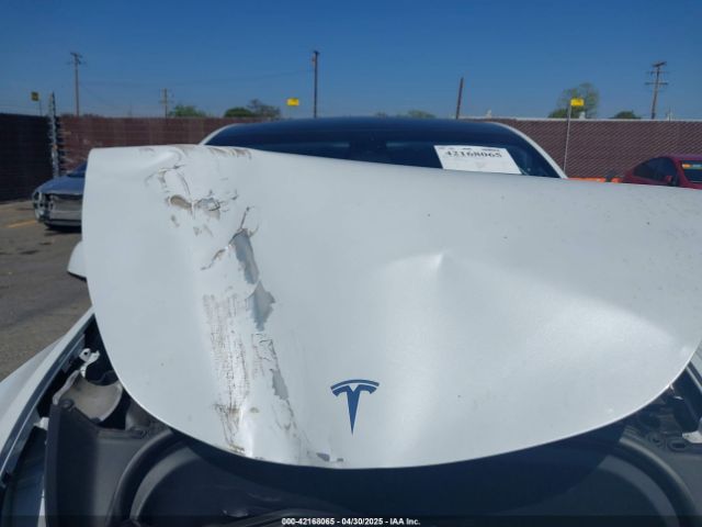 7SAYGDEE1PA034664 Tesla Model Y