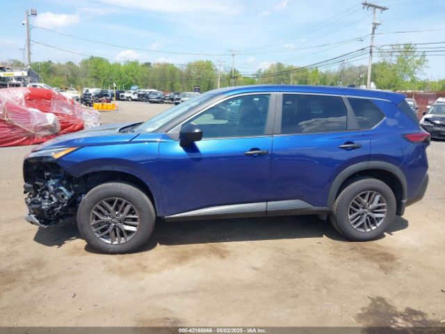 5N1BT3AB7PC918866 Nissan Rogue S Intelligent Awd