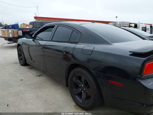 2C3CDXHG0EH180597 Dodge Charger Sxt