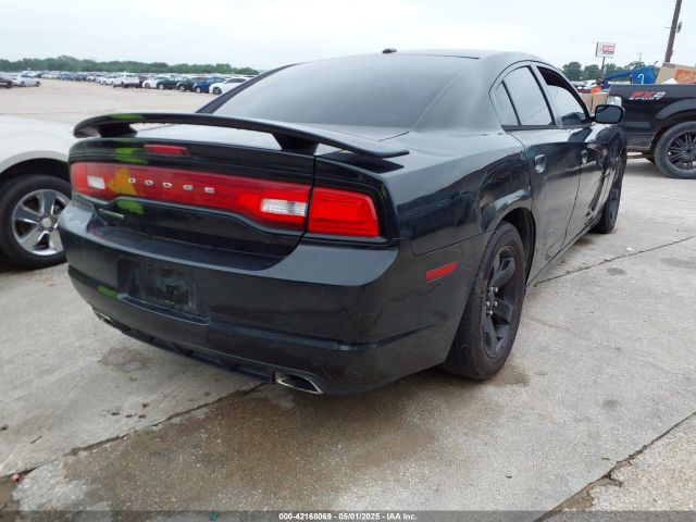 2C3CDXHG0EH180597 Dodge Charger Sxt