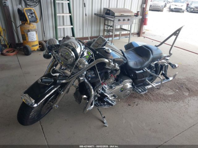 2018 HARLEY-DAVIDSON FLHR 1HD1FBC19JB620417 Photo 1