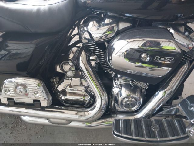 2018 HARLEY-DAVIDSON FLHR 1HD1FBC19JB620417 Photo 7