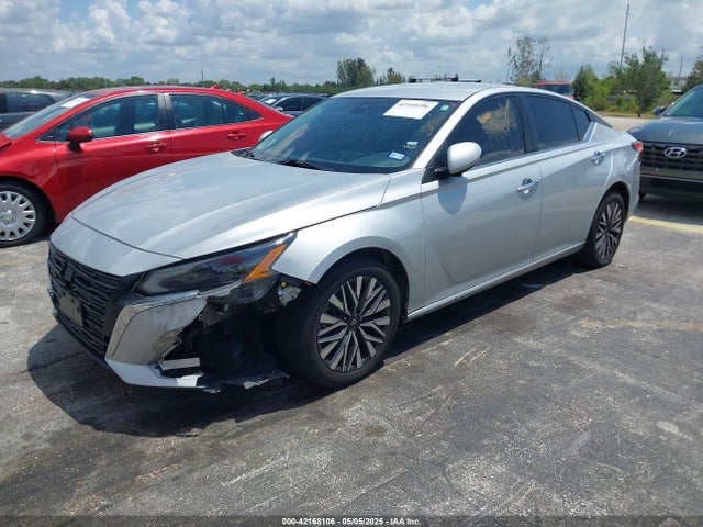 1N4BL4DVXPN306851 Nissan Altima Sv Fwd