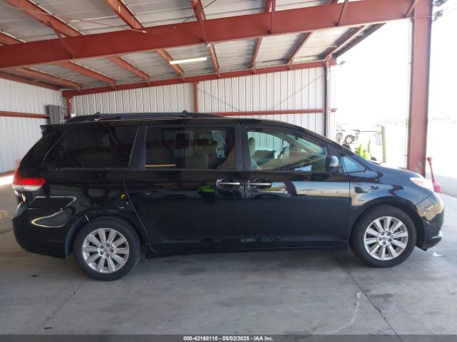 5TDDK3DC5ES092132 Toyota Sienna Xle 7 Passenger