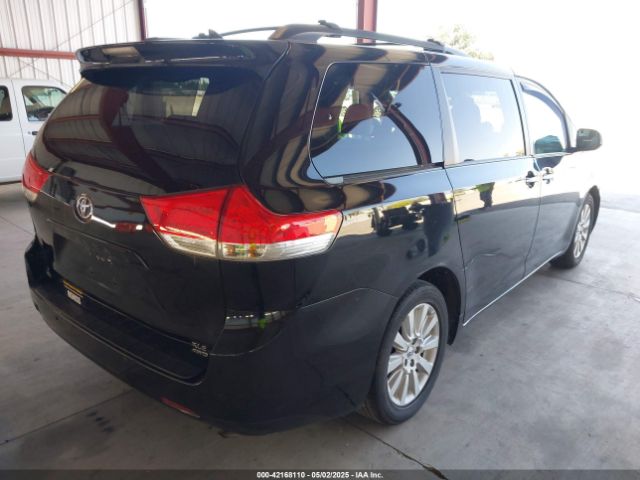 5TDDK3DC5ES092132 Toyota Sienna Xle 7 Passenger