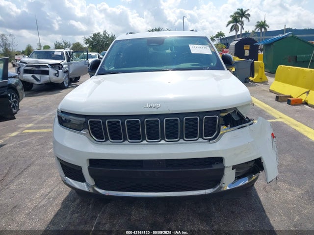 1C4RJJAG3P8901882 Jeep Grand Cherokee L Laredo 4x2