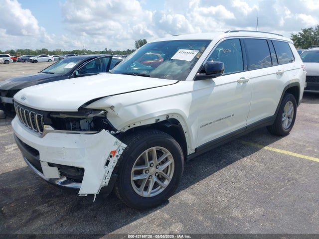 1C4RJJAG3P8901882 Jeep Grand Cherokee L Laredo 4x2