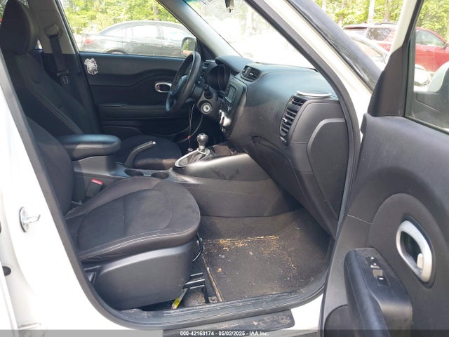 KNDJN2A23G7272576 KIA Soul