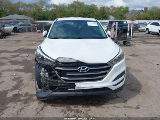 KM8J23A4XGU237420 Hyundai TUCSON SE
