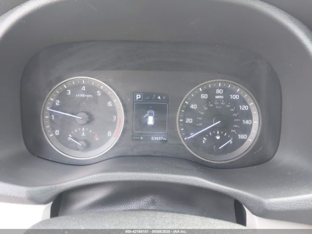 KM8J23A4XGU237420 Hyundai TUCSON SE