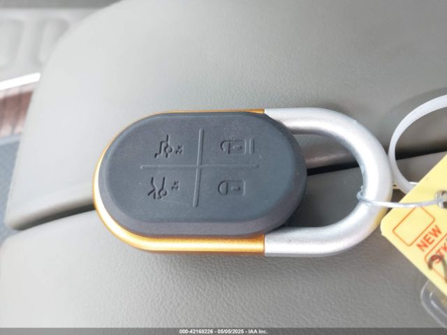 2023 RIVIAN R1T 7FCTGAAAXPN019894 Photo 10