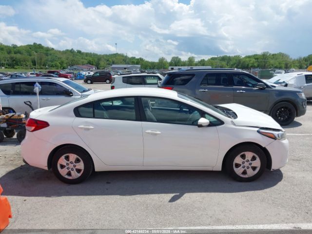 3KPFK4A78HE101037 KIA FORTE LX