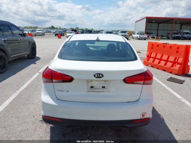 3KPFK4A78HE101037 KIA FORTE LX