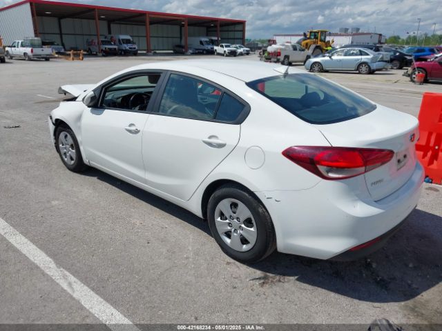 3KPFK4A78HE101037 KIA FORTE LX