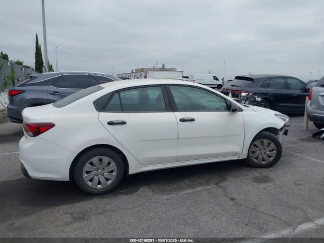 3KPA24AB1JE062053 KIA RIO LX