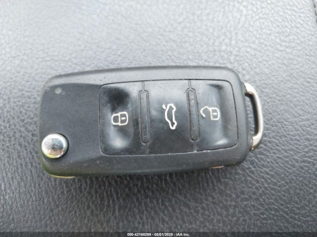 2017 VOLKSWAGEN PASSAT 1VWAT7A31HC046232 Photo 10