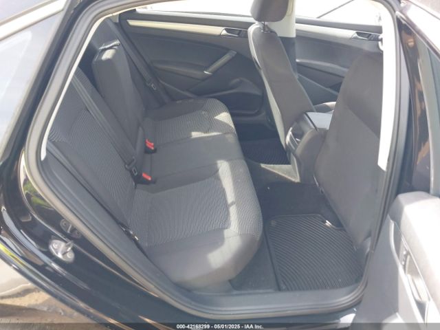 2017 VOLKSWAGEN PASSAT 1VWAT7A31HC046232 Photo 7