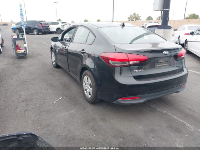 3KPFK4A77HE135311 KIA FORTE LX