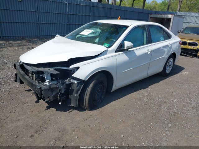 4T4BF1FK3GR579964 Toyota CAMRY LE
