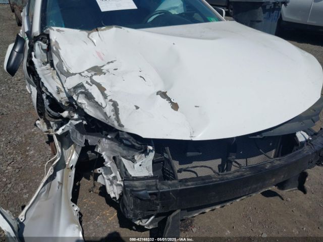 4T4BF1FK3GR579964 Toyota CAMRY LE