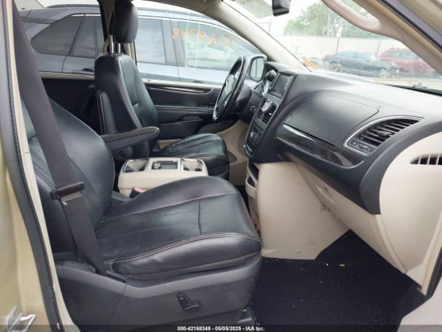 2011 CHRYSLER TOWN & COUNTRY 2A4RR8DG6BR677303 Photo 4