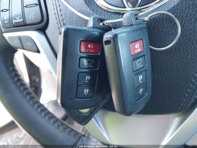 5TDJGRFH7KS053019 Toyota Highlander Hybrid Xle