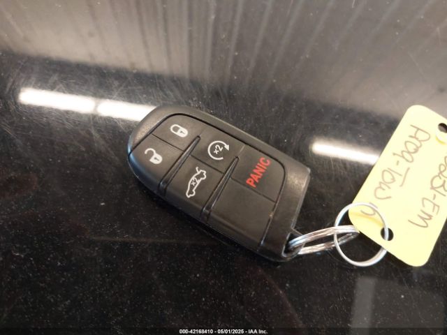 2019 CHRYSLER 300 2C3CCAEG9KH693508 Photo 10